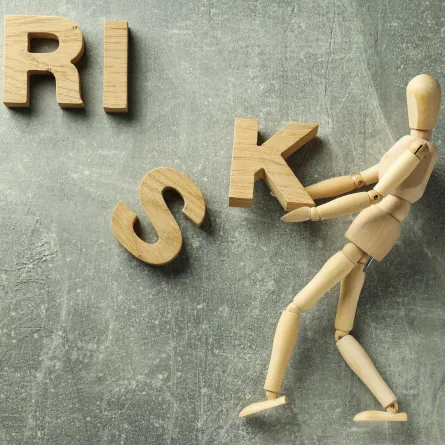 تحليل وإدارة المخاطر -  الصورة من freepik  تصوير atlascompany