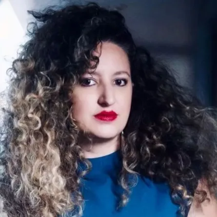 سعاد بشناق- الصورة من المركز الإعلامي لسعاد بشناق