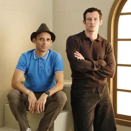 خاص من فينيسيا .. المخرج مارك جينكين: لا أتخيل Rose of Nevada بدون جورج ماكاي وكالوم ترنر