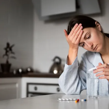 سيدة تعاني من التعب -Image By Freepik