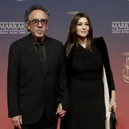 مونيكا بيلوتشي وتيم بيرتون Monica Bellucci and Tim Burton، من مهرجان مراكش السينمائي الدولي 2024. مصدر الصورة: AFP