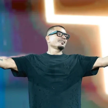 عمرو دياب- الصورة من حسابه على إنستغرام