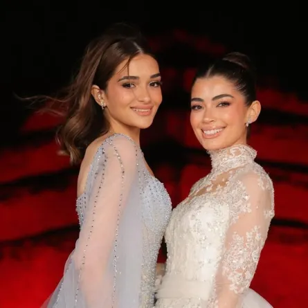 ملك أحمد زاهر وشقيقتها ليلى- الصورة من حساب ملك على إنستغرام