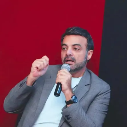 عمرو محمود ياسين- الصورة من صفحته على فيسبوك