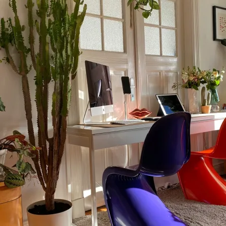 مكتب منزلي لشخصين 