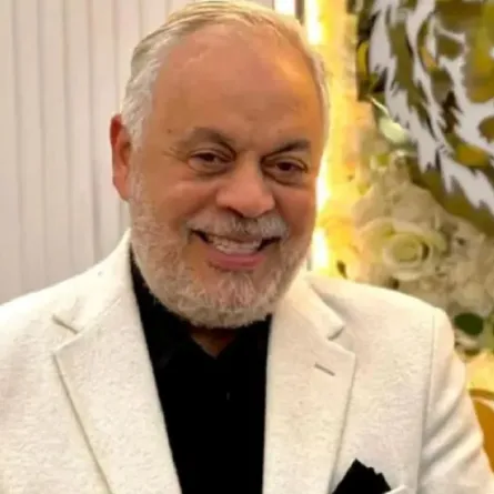 أشرف زكي- الصورة من حسابه الرسمي على إنستغرام