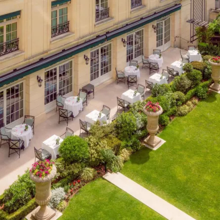 فندق شانغريلا باريس (الصورة من صفحة shangrilaparis الرسمية على إنستغرام)