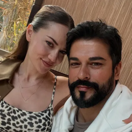 بوراك أوزجيفيت وفخرية أفجان- الصورة من حسابه على إنستغرام