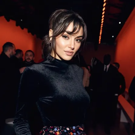 هاندا آرتشل Hande Erçel- الصورة من حسابها الرسمي على إنستغرام