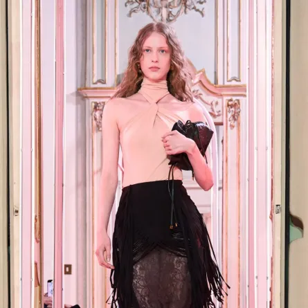 من عرض إليزابيتا فرانكي Elisabetta Franchi لربيع وصيف 2026 -الصور من Launchmetrics/Spotlight ©