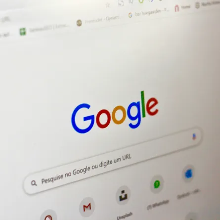 المتصفح جوجل - الصورة من unsplash by nathana reboucas