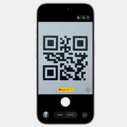 مسح رمز الاستجابة السريع الباركود في الآيفون - الصورة من الموقع الرسمي لـ"آبل"