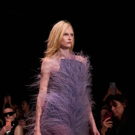 إطلالة من ستيلا مكارتني Stella Mccartney - الصورة من Launchmetrics/Spotlight ©