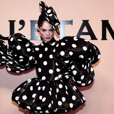 كوكو روشا Coco Rocha  في أسبوع باريس للموضة - (مصدر الصورة Thibaud MORITZ / AFP)