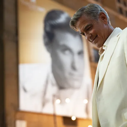 فيلم Jay Kelly - الصورة من المكتب الإعلامي لشبكة نتفليكس (Peter Mountain/Netflix)