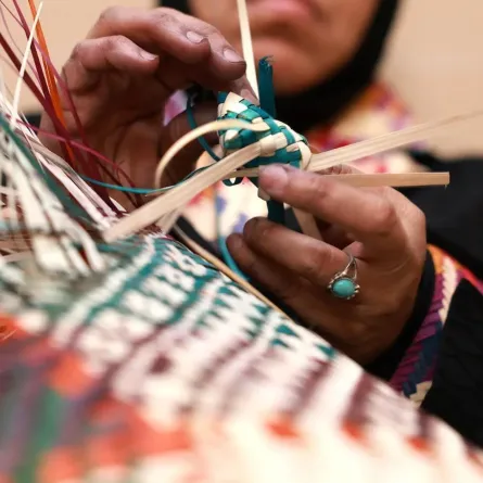 الخوص أقدم المهن في السعودية. مصدر الصورة (وكالة الأنباء السعودية _واس_)