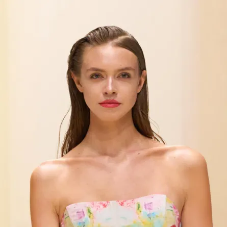 الوان أحمر شفاه خريف 2025