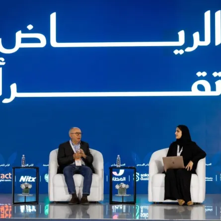 الإعلاميَّةُ إسراء عادل والكاتبَ والدّبلوماسيّ الألبانيّ يلييت ألتشك 