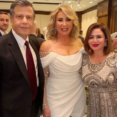 إلهام شاهين تهنئ إيناس الدغيدي بالزواج: ربنا يسعدكم ويبعد عنكم الحسد