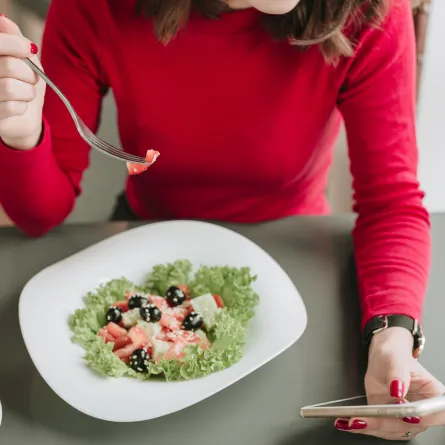 رجيم الوجبة الواحدة ما له وما عليه -Image By Freepik