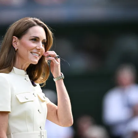 كاثرين (كيت ميدلتون) أميرة ويلز في منافسات فردي السيدات في بطولة ويمبلدون 2025 (Princess of wales at the women's singles of the 2025 Wimbledon Championships)- مصدر الصورة: Kirill KUDRYAVTSEV / AFP