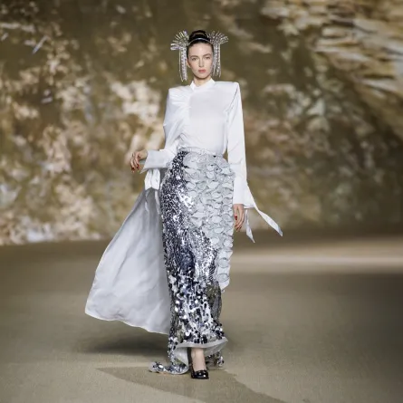 فستان من أتيليه حكايات في أسبوع الموضة في الرياض 2025- الصورة من المكتب الإعلامي