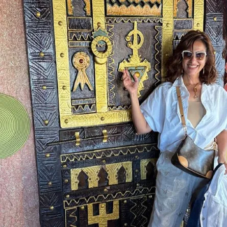 حنان مطاوع توضّح للجمهور حقيقة انزعاجها من مطاردتها مع ابنتها