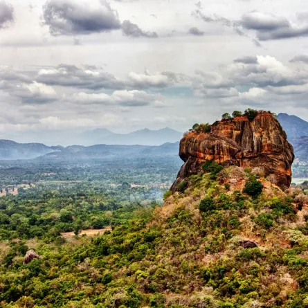 متعة السياحة في سريلانكا