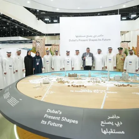  هذا التكريم الدولي بالتزامن مع إطلاق أول مراجعة محلية طوعية "VLR" لأداء دبي