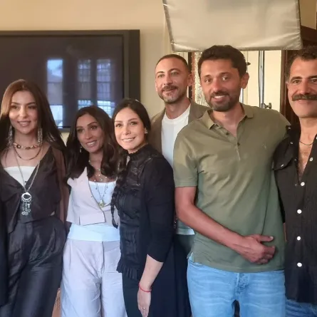 فريق عمل فيلم طلقني - الصورة من الشركة المنتجة