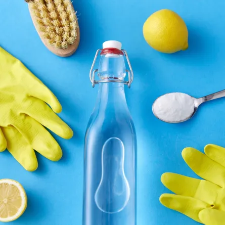 تنظيف المنزل والملابس بالخل