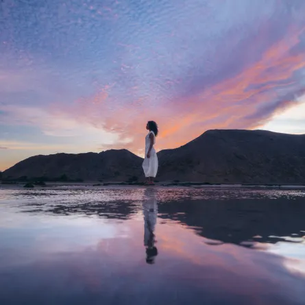 أمالا.. أيقونة تعانق مياه البحر الأحمر 