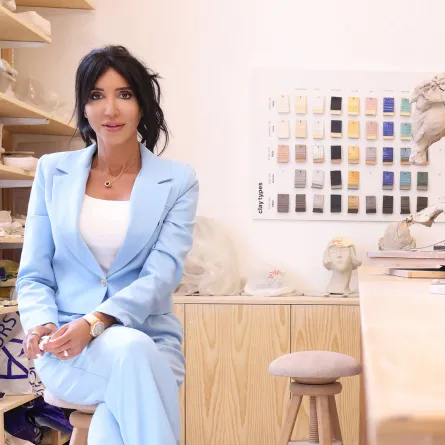 نيكول سركيس، فنانة لبنانية بلغارية 