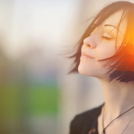  امرأة تنعم بصحة نفسية جيدة 