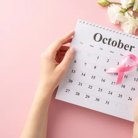 أكتوبر الوردي 