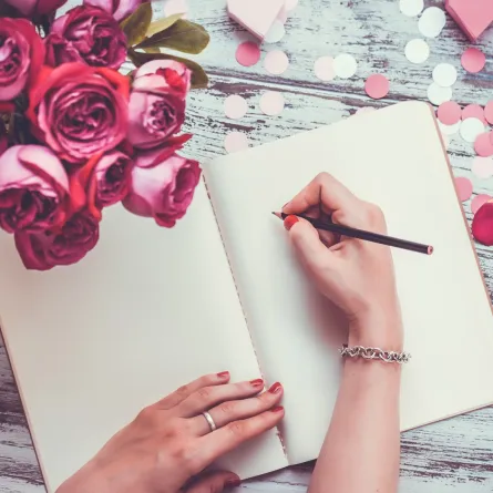 عبارات عميقة تلامس القلب