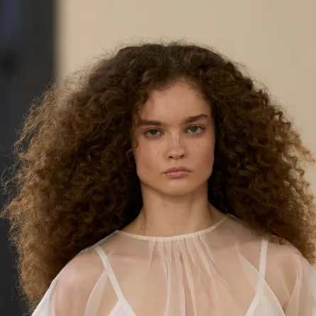 من عرض آجي Aje- الصورة من Launchmetrics/Spotlight©