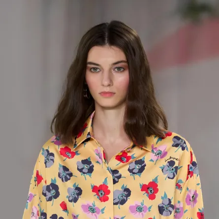 حيل مكياج سهلة لتصغير الأنف