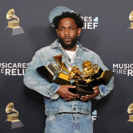 كندريك لامار Kendrick Lamar في حفل توزيع جوائز غرامي 2025. مصدر الصورة: Monica Schipper/Getty Images for The Recording Academy/AFP