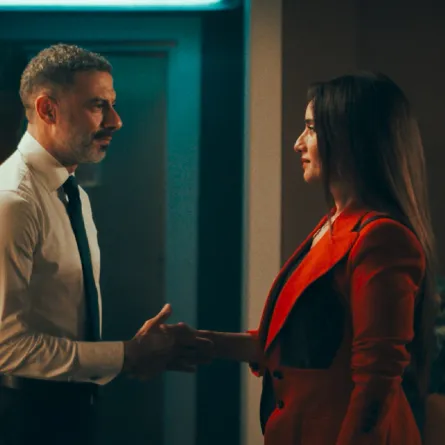 زينة ومحمد فراج فى ورد وشوكولاتة - الصورة من الشركة المنتجة