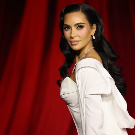 كيم كارداشيان في متحف أكاديمية الفنون السينمائية في لوس أنجلوس، كاليفورنيا (Kim Kardashian at Academy Museum of Motion Pictures in Los Angeles, California). مصدر الصورة: Amy Sussman/Getty Images/AFP