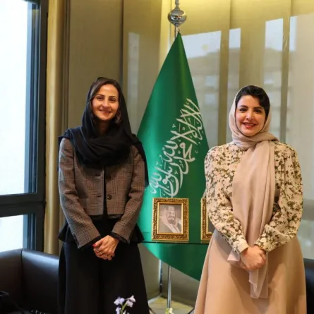 الأميرة سارة بنت بندر بن عبدالعزيز والأميرة هيفاء بنت عبدالعزيز بن عياف آل مقرن 