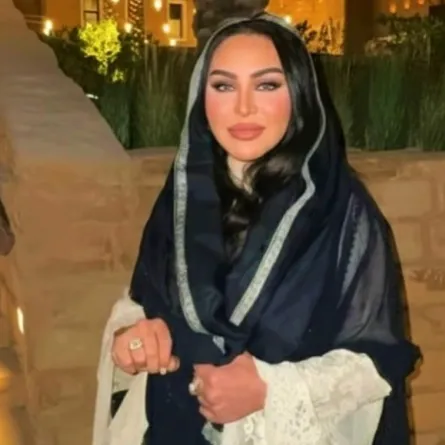 أحلام- الصورة من حسابها على الانستغرام