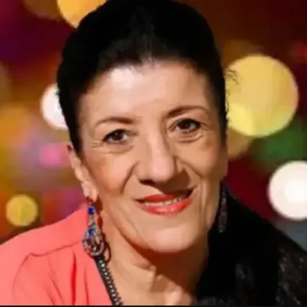 بعد رحيلها الصادم.. من هي الفنانة الجزائرية بيونة؟