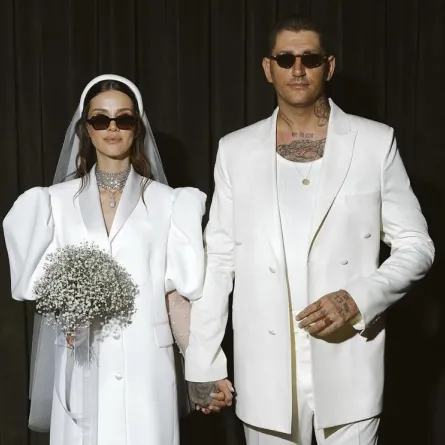 إيرام هيلفاجي أوغلو وأورال كاسبار في حفل زفافهما- الصورة من حسابها على إنستغرام