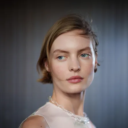 ماسك النيلة الزرقاء للوجه