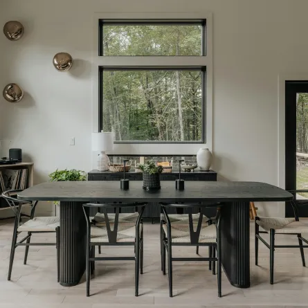 شقة مميزة بأثاثها الأسود 