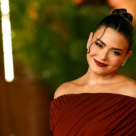 مكياج وتسريحات شعر النجمات في اليوم الثالث لمهرجان البحر الأحمر السينمائي 2025