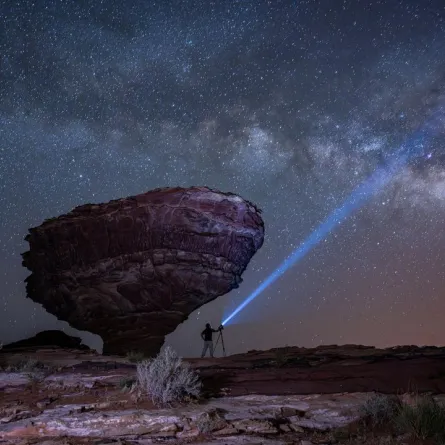 النجوم في سماء حرة عويرض بمنطقة تبوك