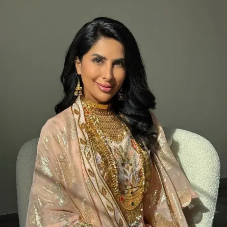 عائشة زهي بمجوهرات تراثية- الصورة من حسابها على إنستغرامع